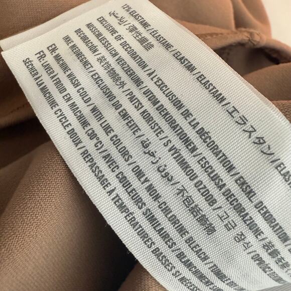 NWT Abercrombie & Fitch Womens Soft A&F Collection Seamless Tan Bodysuit Small - Picture 9 of 9